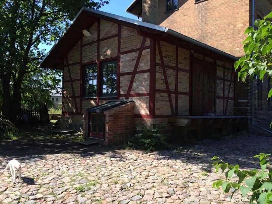 Romantisches Studio Am Waldesrand Mit Gartensauna Schwarz Zewnętrze zdjęcie